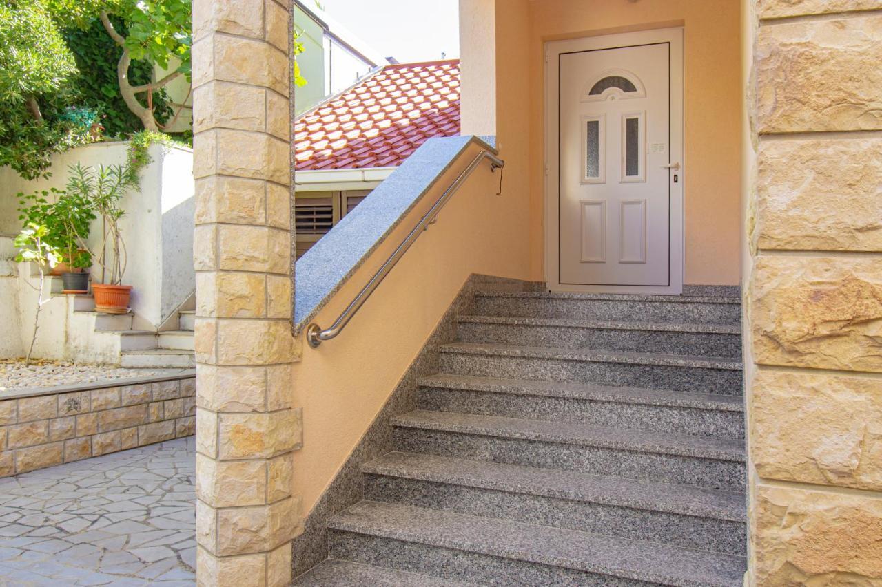 Apartamento Galapagus Privat Beach & Boat Dock Metajna Exterior foto
