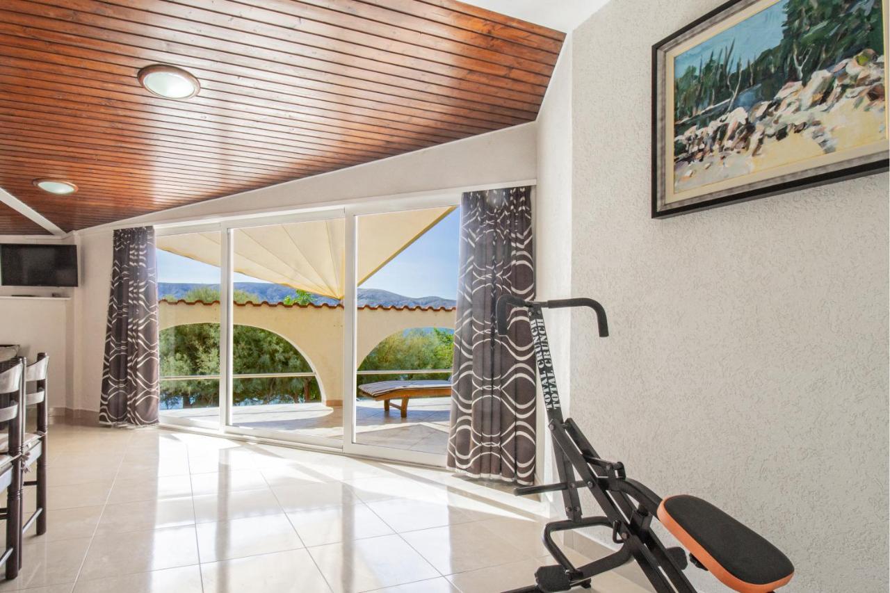 Apartamento Galapagus Privat Beach & Boat Dock Metajna Exterior foto